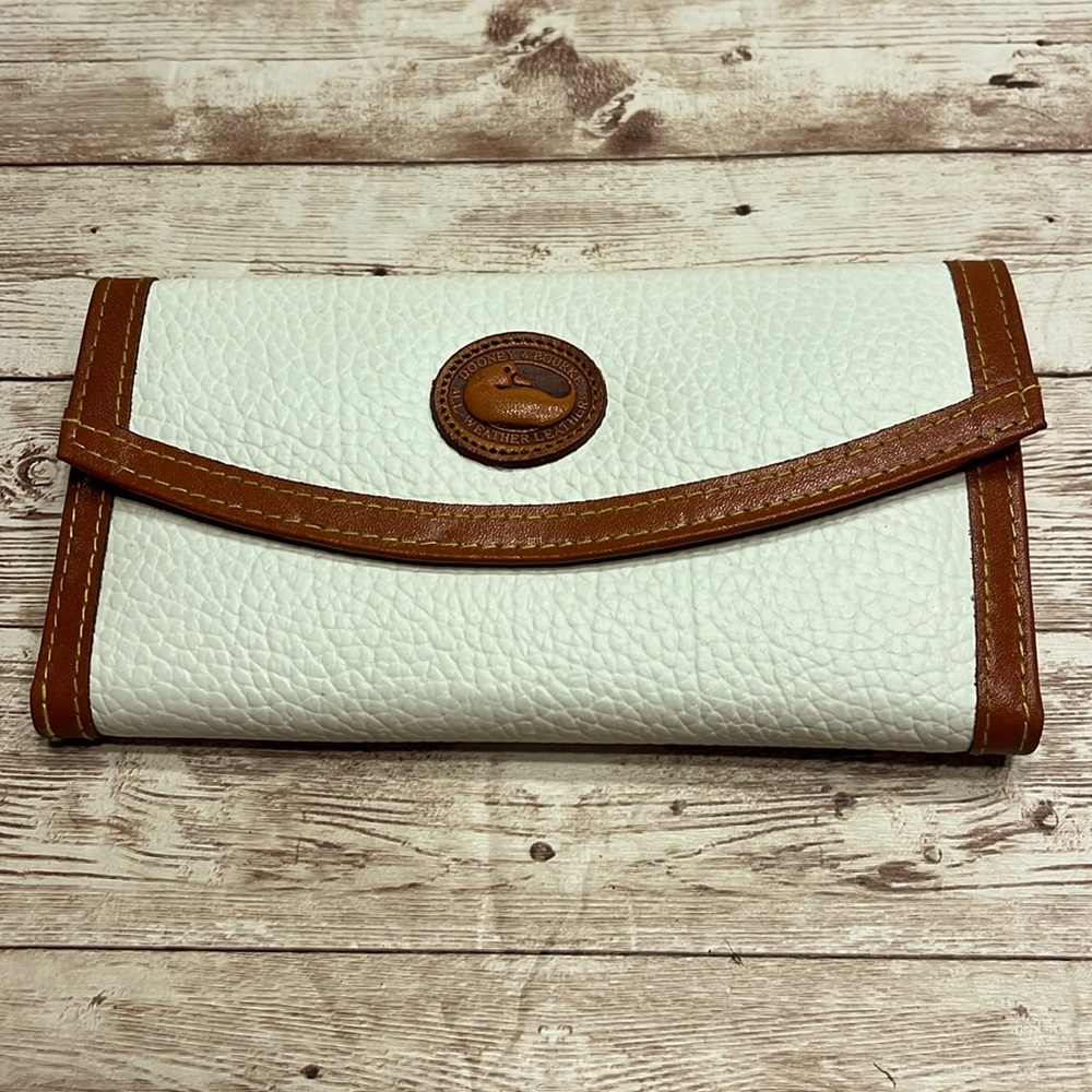 Dooney & Bourke Cream and Brown Wallet Timeless Design